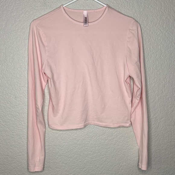 Skims Vintage Crop Long Sleeve Light Pink Baby Tee Size Large Base Layer - Picture 2 of 5